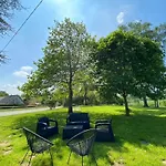 Feriehus La Clef Decamp Tanzanie 20pers Jacuzzi, Billard Baby, 30min Le Luot