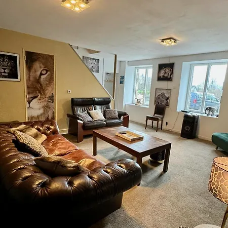 بيت للعطل Tanzanie 20pers Jacuzzi, Billard Baby, 30min