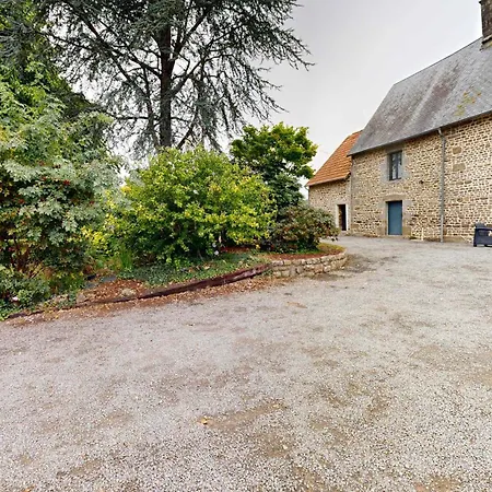 La Clef Decamp Tanzanie 20pers Jacuzzi, Billard Baby, 30min *