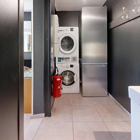 Tanzanie 20pers Jacuzzi, Billard Baby, 30min Le Luot