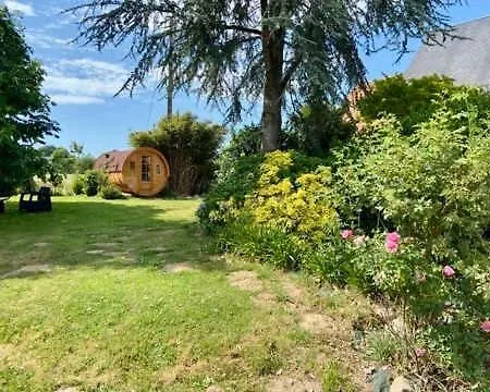 Tanzanie 20pers Jacuzzi, Billard Baby, 30min Le Luot