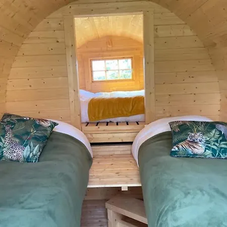 Tanzanie 20pers Jacuzzi, Billard Baby, 30min *