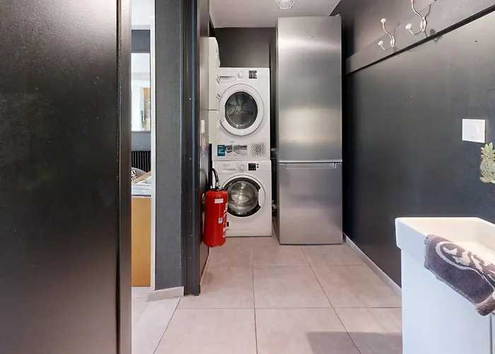 La Clef Decamp Tanzanie 20pers Jacuzzi, Billard Baby, 30min Le Luot