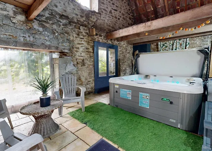 בית נופש La Clef Decamp Tanzanie 20pers Jacuzzi, Billard Baby, 30min *