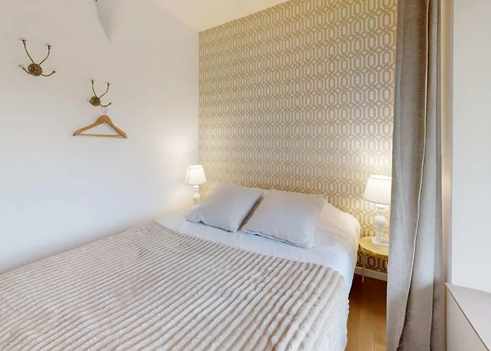 בית נופש La Clef Decamp Tanzanie 20pers Jacuzzi, Billard Baby, 30min *