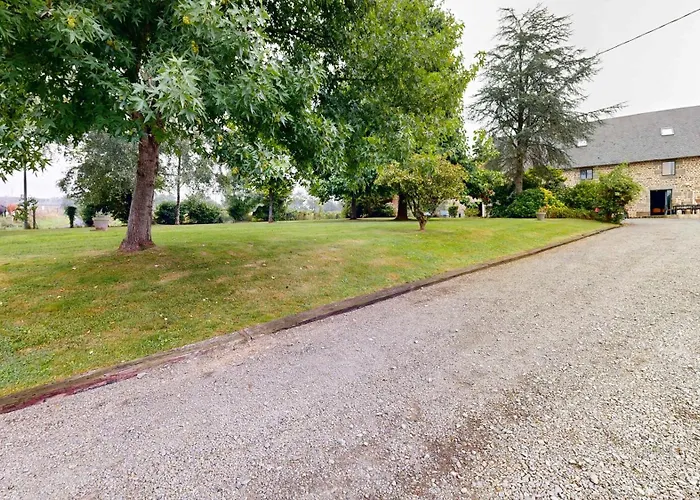 בית נופש La Clef Decamp Tanzanie 20pers Jacuzzi, Billard Baby, 30min *